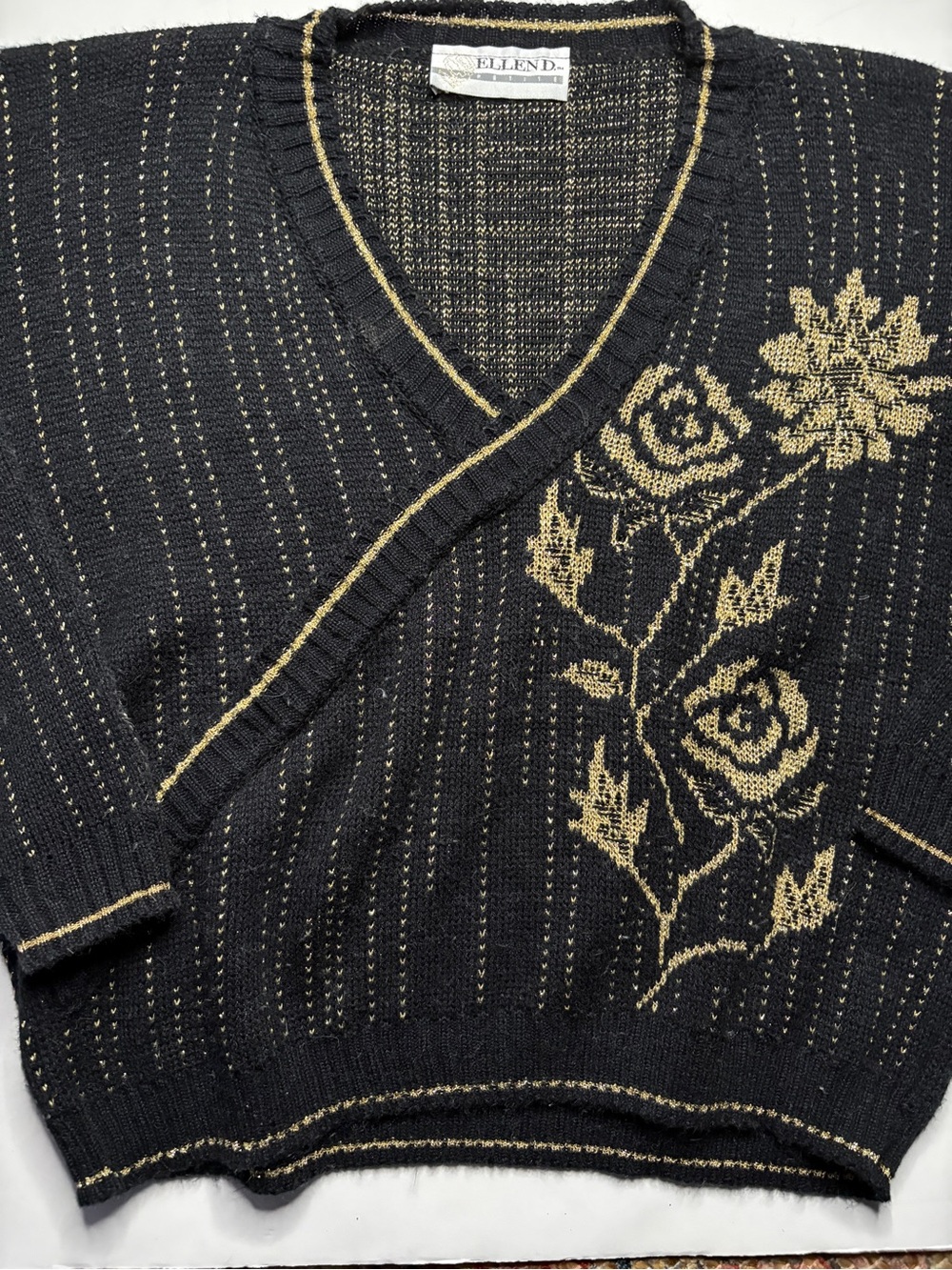 Ellen d black acrylic and floral metallic v neck sweater vintage 80’s